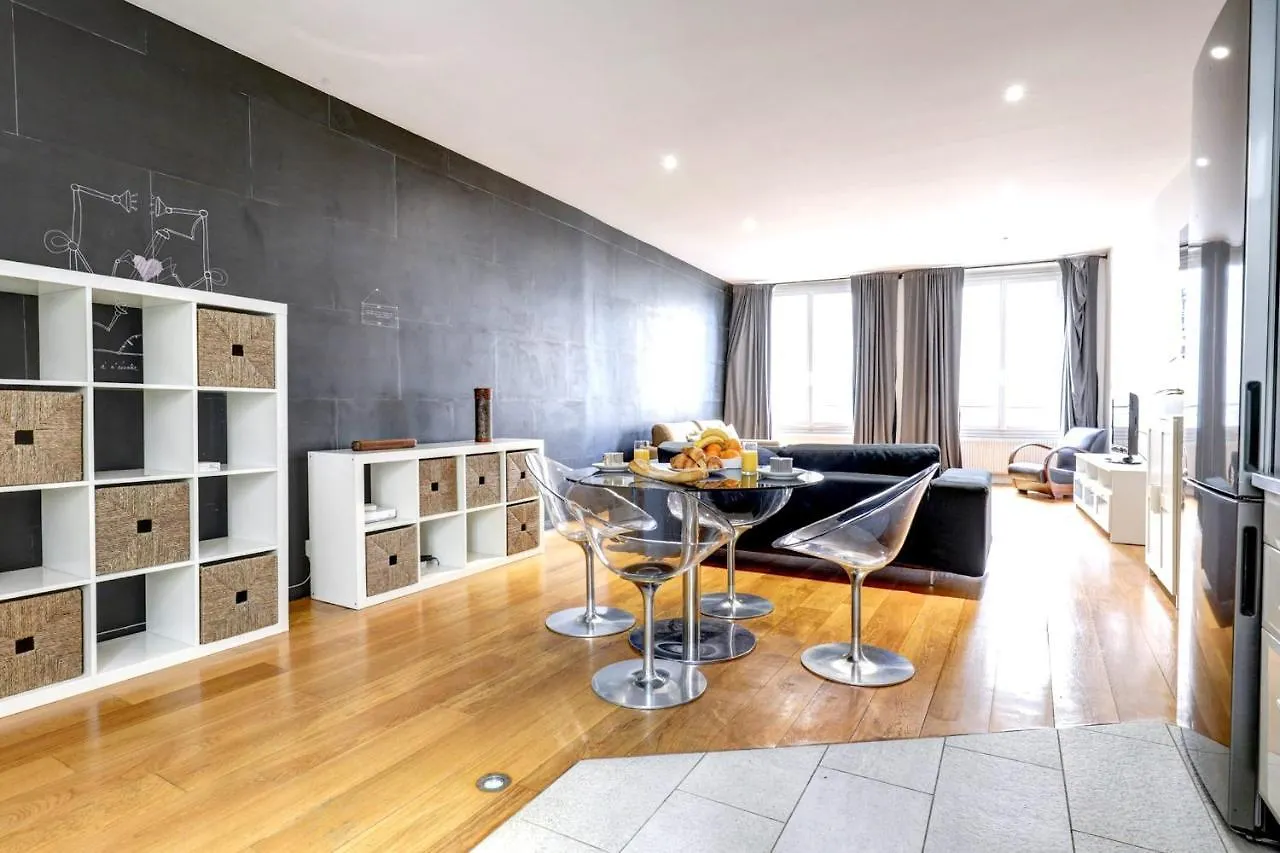 Paris Montorgueil Quarter City Apartment