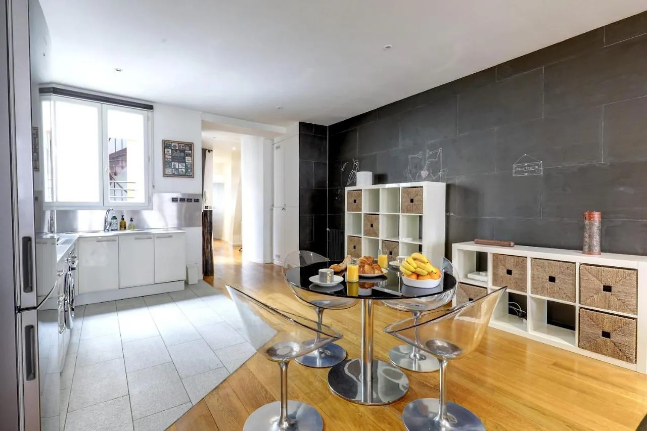 Paris Montorgueil Quarter City Apartment